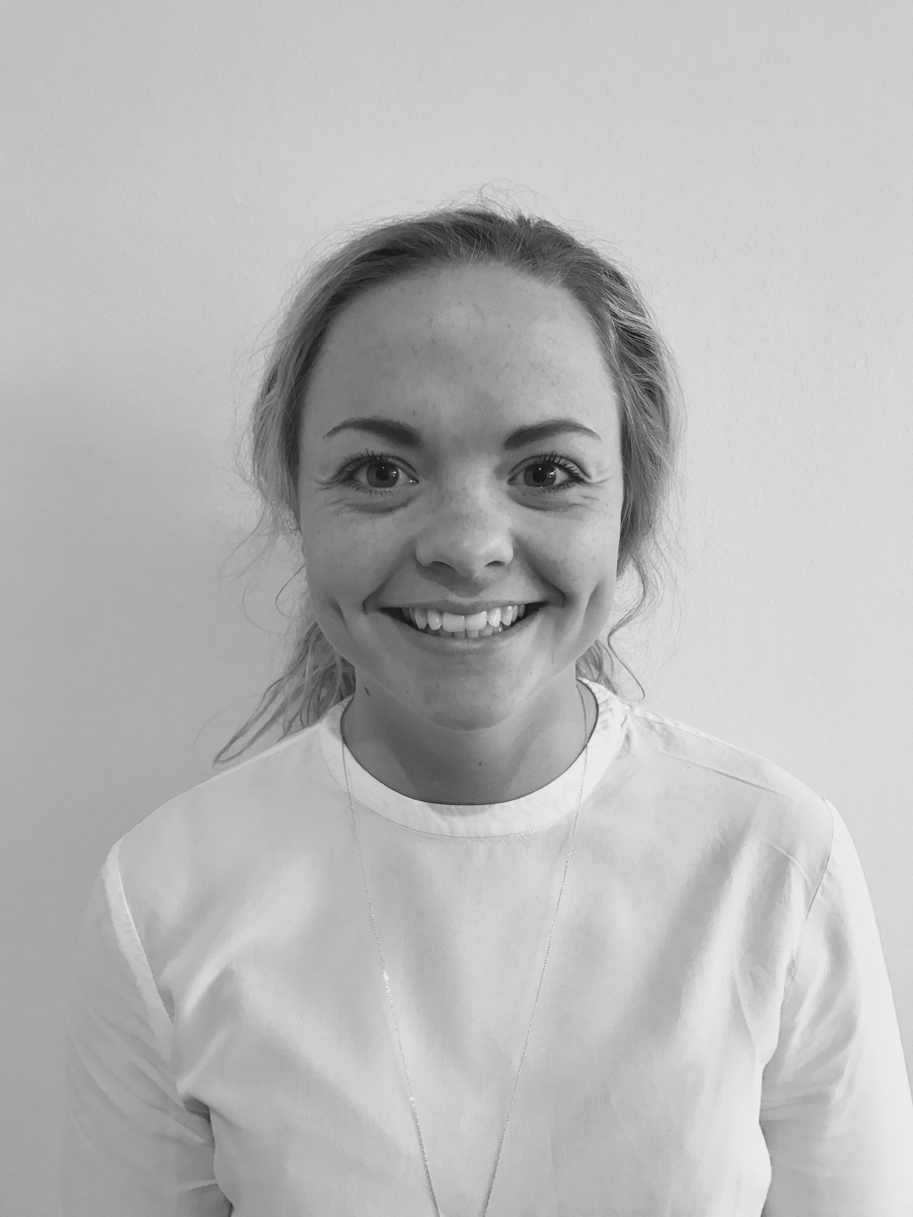 Louise la Cour